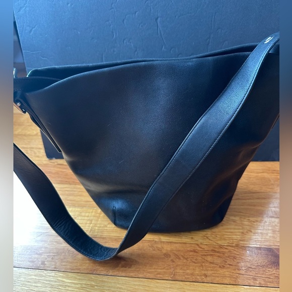 Coach Legacy Soho Bucket # 9186 - Picture 2 of 15